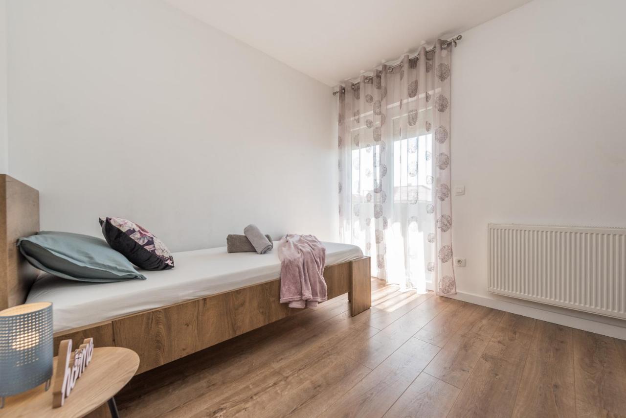 Apartmani Dmarie Privlaka  Extérieur photo