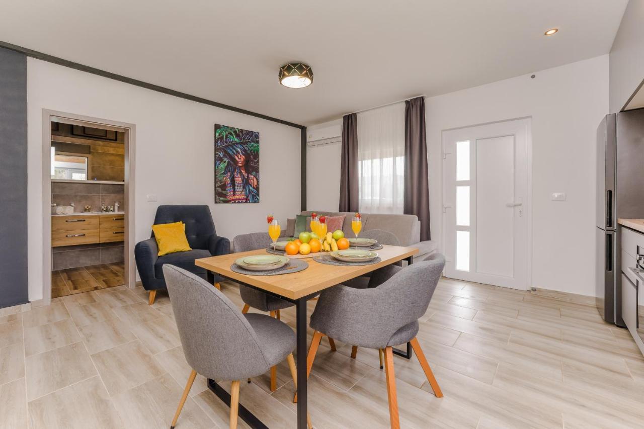 Apartmani Dmarie Privlaka  Extérieur photo